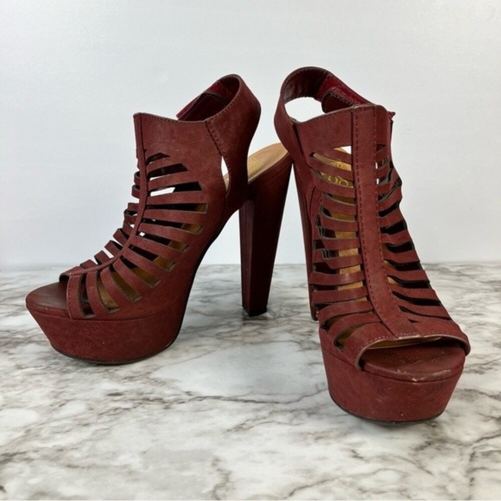 Speed Limit 98 Burgundy Strappy Heels- 5.5” Heels- Size 8